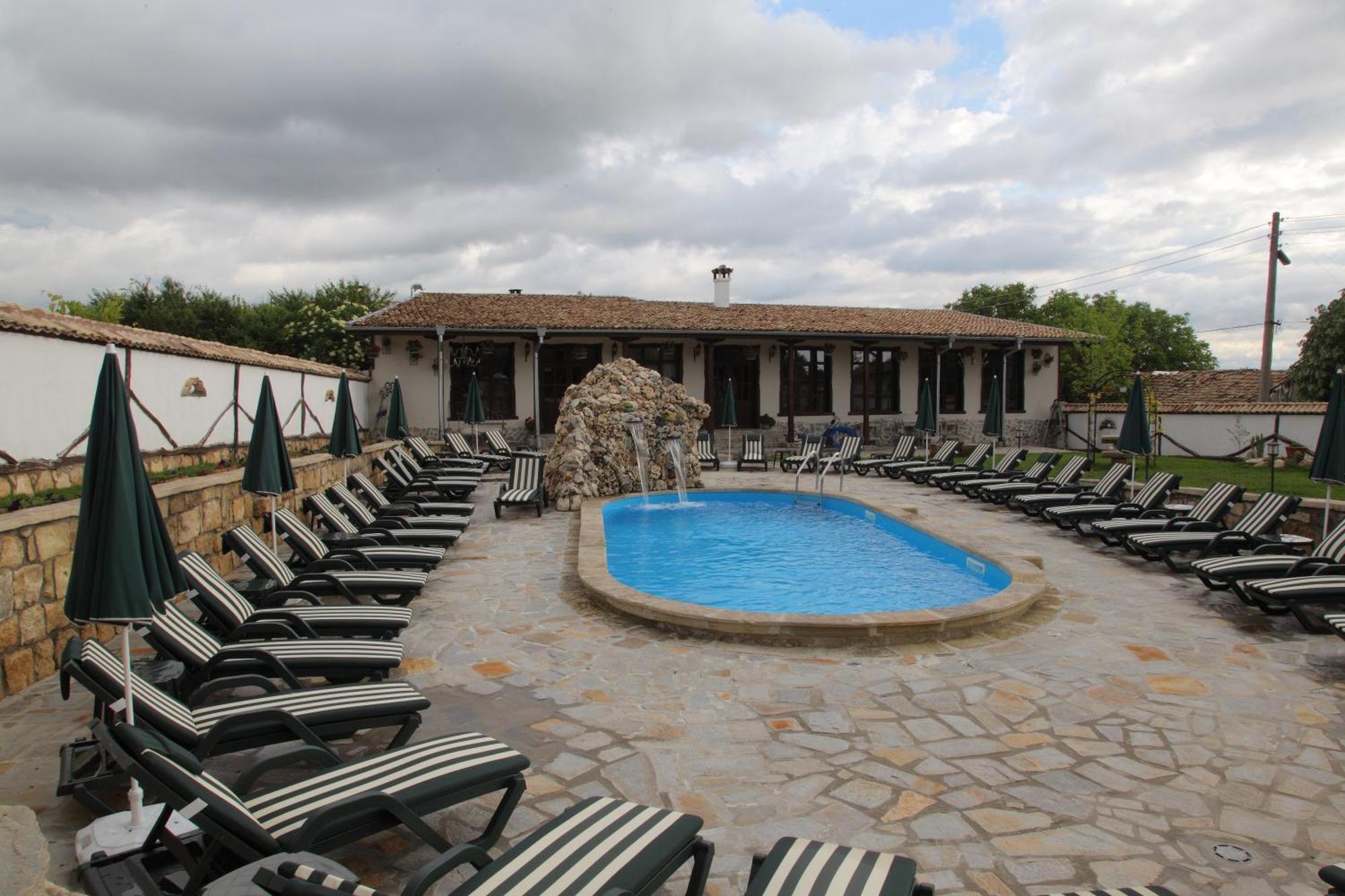 Villa Bulgara Eco Madara ภายนอก รูปภาพ