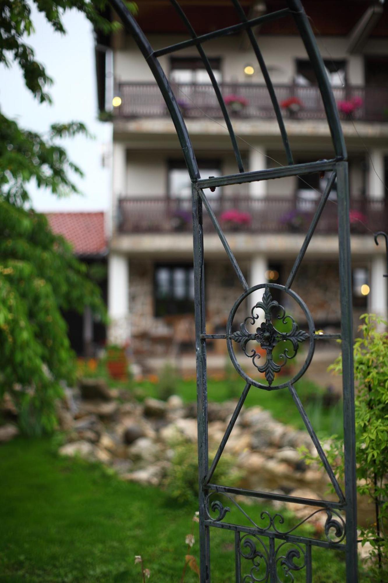 Villa Bulgara Eco Madara ภายนอก รูปภาพ